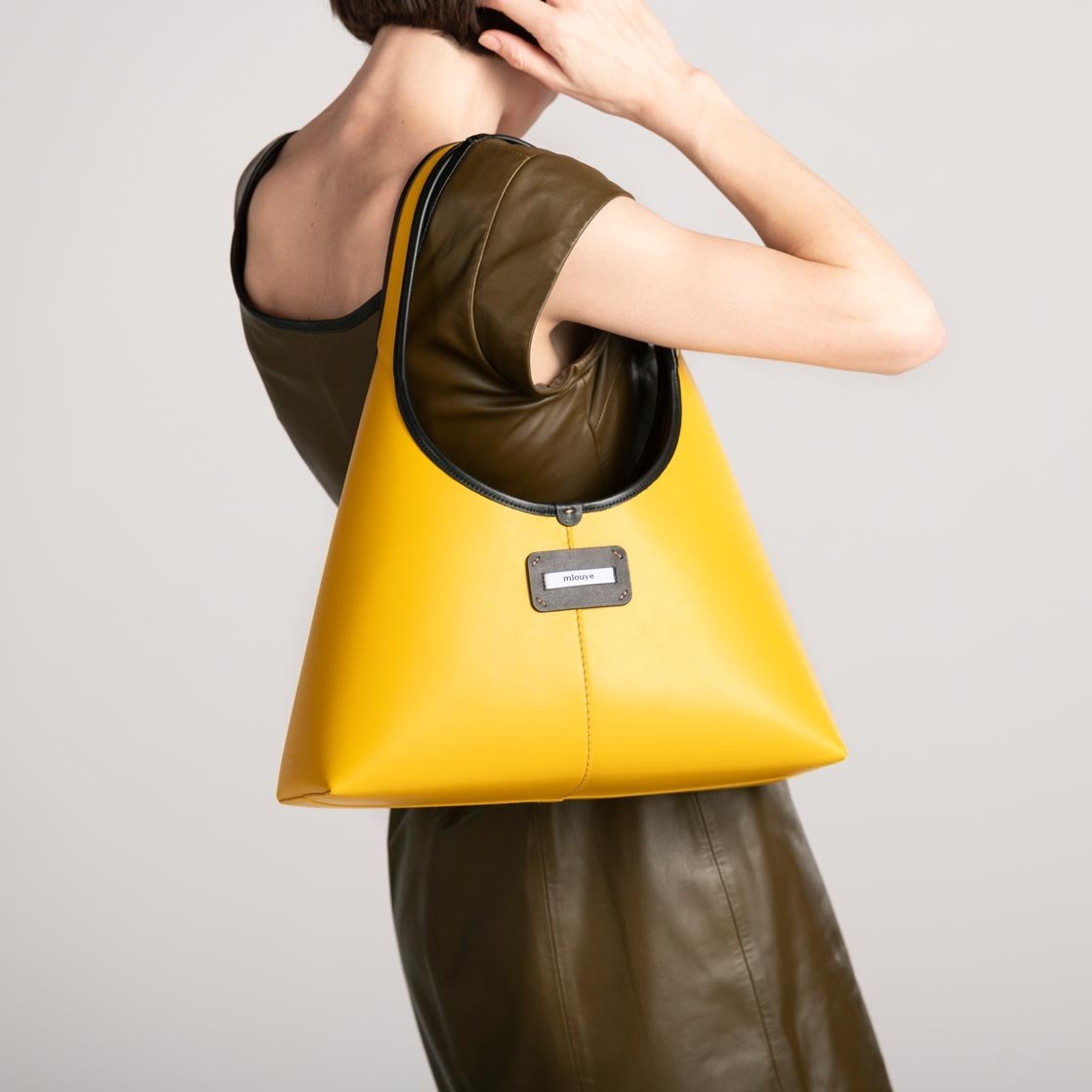 mlouye-hobo-m-yellow-l2_6180e9ec-2f59-476d-8307-4c8029222731.jpg